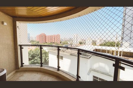 Apartamento à venda com 128m², 4 quartos e 2 vagasQuarto Suíte