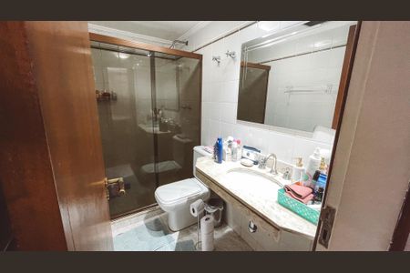 Apartamento à venda com 128m², 4 quartos e 2 vagasBanheiro