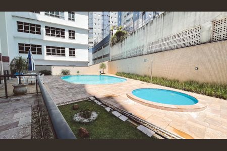 Apartamento à venda com 128m², 4 quartos e 2 vagasÁrea comum - Piscina