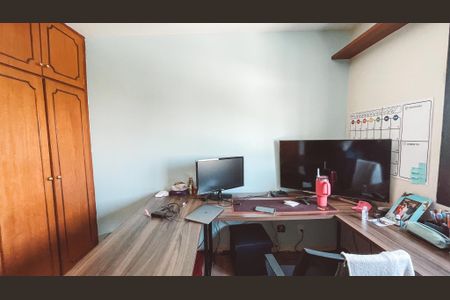 Apartamento à venda com 128m², 4 quartos e 2 vagasQuarto 3