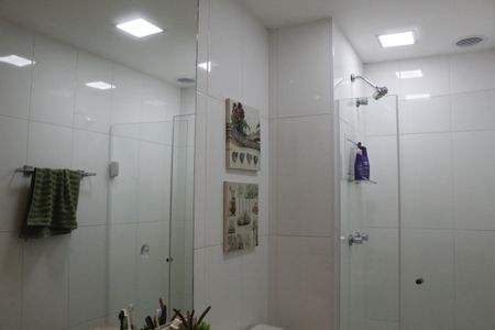 Apartamento para alugar com 118m², 2 quartos e 2 vagasBanheiro da Suíte