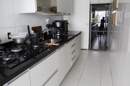 Apartamento para alugar com 118m², 2 quartos e 2 vagasCozinha