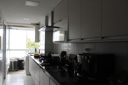 Apartamento para alugar com 118m², 2 quartos e 2 vagasCozinha