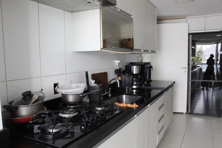 Apartamento para alugar com 118m², 2 quartos e 2 vagasCozinha