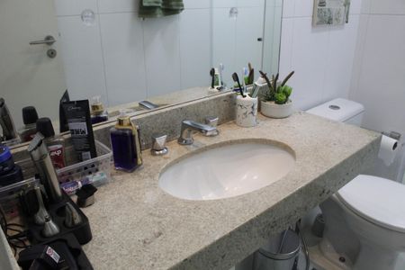 Apartamento para alugar com 118m², 2 quartos e 2 vagasBanheiro da Suíte