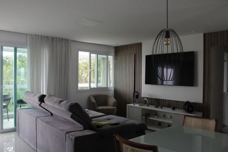 Apartamento para alugar com 118m², 2 quartos e 2 vagasSala