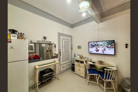Apartamento à venda com 35m², 1 quarto e sem vaga Apartamento à venda com 35m², 1 quarto e sem vagaSala