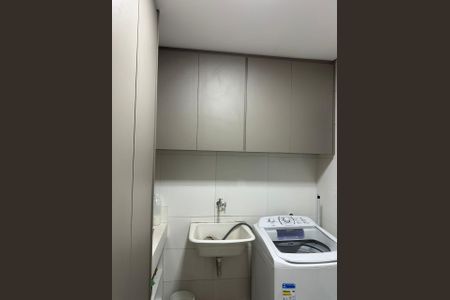 Casa à venda com 230m², 4 quartos e 2 vagasLavanderia 