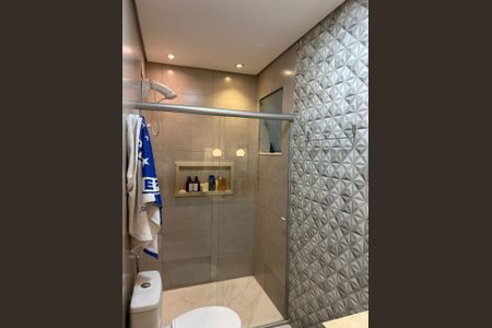 Casa à venda com 230m², 4 quartos e 2 vagasBanheiro 