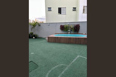 Casa à venda com 230m², 4 quartos e 2 vagasÁrea de piscina 