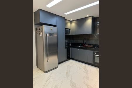 Casa à venda com 230m², 4 quartos e 2 vagasCozinha