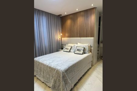 Casa à venda com 230m², 4 quartos e 2 vagasQuarto 