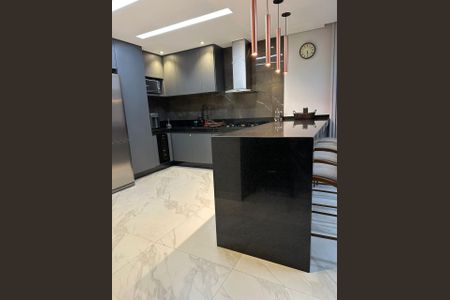 Casa à venda com 230m², 4 quartos e 2 vagasCozinha