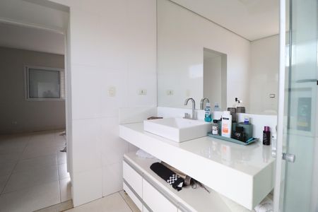 Casa para alugar com 370m², 5 quartos e 3 vagasBanheiro do Quarto 4