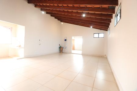 Casa para alugar com 370m², 5 quartos e 3 vagasSala 3