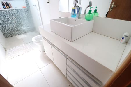 Casa para alugar com 370m², 5 quartos e 3 vagasBanheiro do Quarto 5