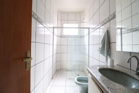 Casa para alugar com 370m², 5 quartos e 3 vagasBanheiro Social