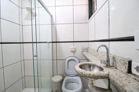 Casa para alugar com 370m², 5 quartos e 3 vagasBanheiro do Quarto 3