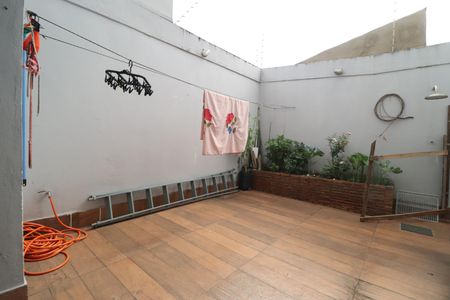 Casa para alugar com 370m², 5 quartos e 3 vagasÁrea de Serviço