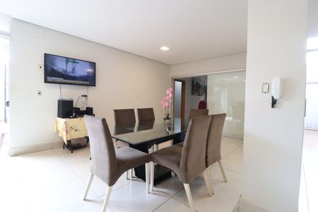 Casa para alugar com 370m², 5 quartos e 3 vagasSala de Jantar