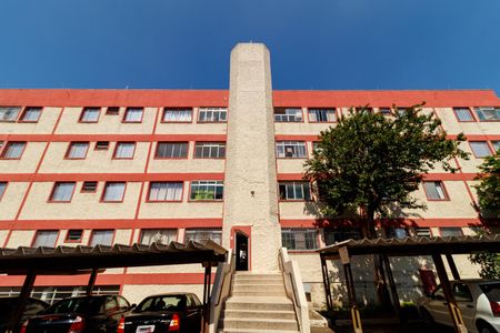 Apartamento à venda com 67m², 2 quartos e 1 vaga Apartamento à venda com 67m², 2 quartos e 1 vagaFachada do bloco