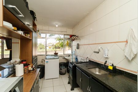 Apartamento à venda com 67m², 2 quartos e 1 vaga Apartamento à venda com 67m², 2 quartos e 1 vagaCozinha e Área de Serviço