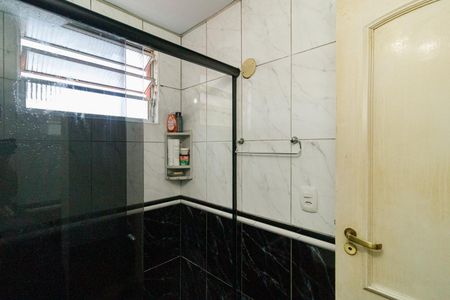 Apartamento à venda com 67m², 2 quartos e 1 vaga Apartamento à venda com 67m², 2 quartos e 1 vagaBanheiro