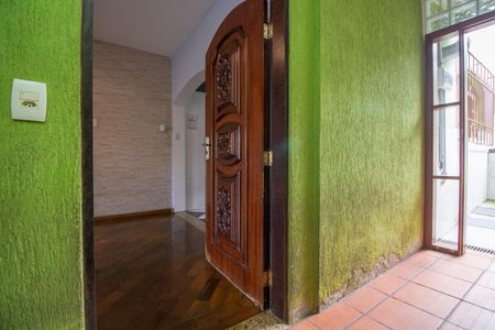 Casa à venda com 300m², 3 quartos e 2 vagasEntrada Social