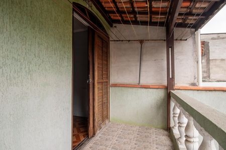 Casa à venda com 300m², 3 quartos e 2 vagasVaranda Quarto 1