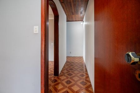 Casa à venda com 300m², 3 quartos e 2 vagasCorredor dos Quartos
