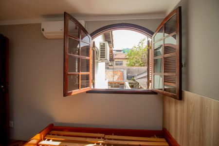 Casa à venda com 300m², 3 quartos e 2 vagasQuarto 2