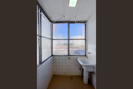 Apartamento para alugar com 64m², 2 quartos e 1 vagaÁrea de Serviço