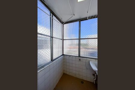 Apartamento para alugar com 64m², 2 quartos e 1 vagaÁrea de Serviço