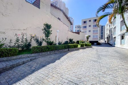 Apartamento para alugar com 64m², 2 quartos e 1 vagaÁrea comum