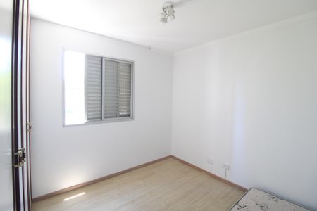 Apartamento à venda com 74m², 3 quartos e 1 vagaQuarto 2