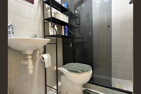 Apartamento à venda com 73m², 2 quartos e 1 vaga Apartamento à venda com 73m², 2 quartos e 1 vagaBanheiro 2