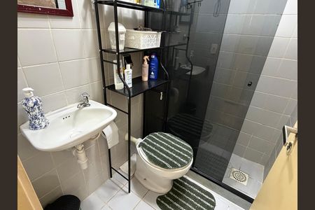 Apartamento à venda com 73m², 2 quartos e 1 vaga Apartamento à venda com 73m², 2 quartos e 1 vagaBanheiro 2