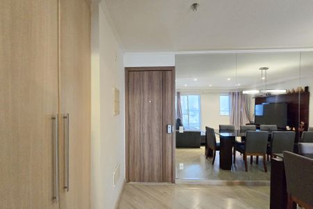 Apartamento à venda com 94m², 2 quartos e 2 vagasEntrada