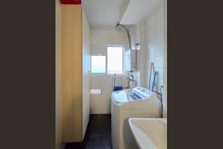 Apartamento à venda com 94m², 2 quartos e 2 vagasÁrea de Serviço