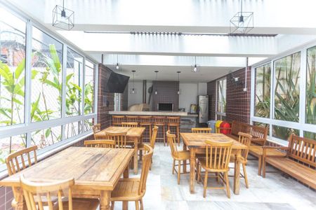 Apartamento à venda com 94m², 2 quartos e 2 vagasÁrea comum - Churrasqueira