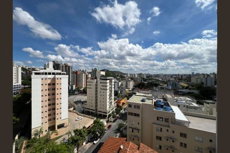 Apartamento para alugar com 2 quartos, 114m² em Ouro Preto, Belo Horizonte