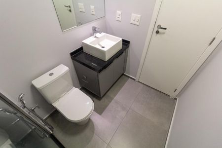 Apartamento para alugar com 57m², 2 quartos e sem vaga Apartamento para alugar com 57m², 2 quartos e sem vagaBanheiro