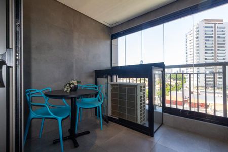 Apartamento para alugar com 57m², 2 quartos e sem vaga Apartamento para alugar com 57m², 2 quartos e sem vagaVaranda