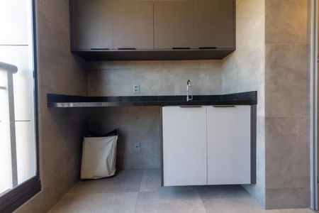 Apartamento para alugar com 57m², 2 quartos e sem vaga Apartamento para alugar com 57m², 2 quartos e sem vagaVaranda