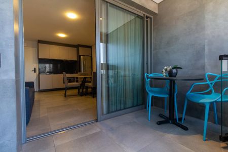 Apartamento para alugar com 57m², 2 quartos e sem vaga Apartamento para alugar com 57m², 2 quartos e sem vagaVaranda