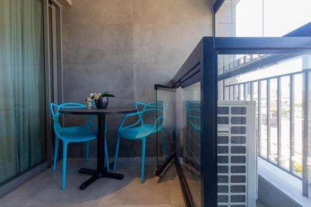 Apartamento para alugar com 57m², 2 quartos e sem vaga Apartamento para alugar com 57m², 2 quartos e sem vagaVaranda