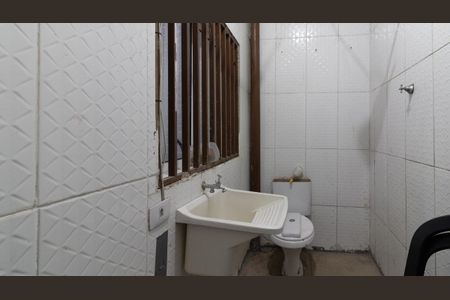 Casa de condomínio à venda com 85m², 2 quartos e 1 vagaBanheiro de Serviço