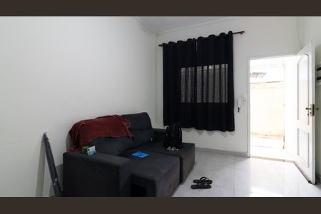 Sala de casa de condomínio à venda com 2 quartos, 85m² em Vila Araguaia, São Paulo