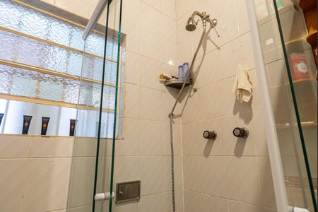 Casa à venda com 140m², 3 quartos e 2 vagasBanheiro 2