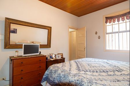 Casa à venda com 140m², 3 quartos e 2 vagasSuíte